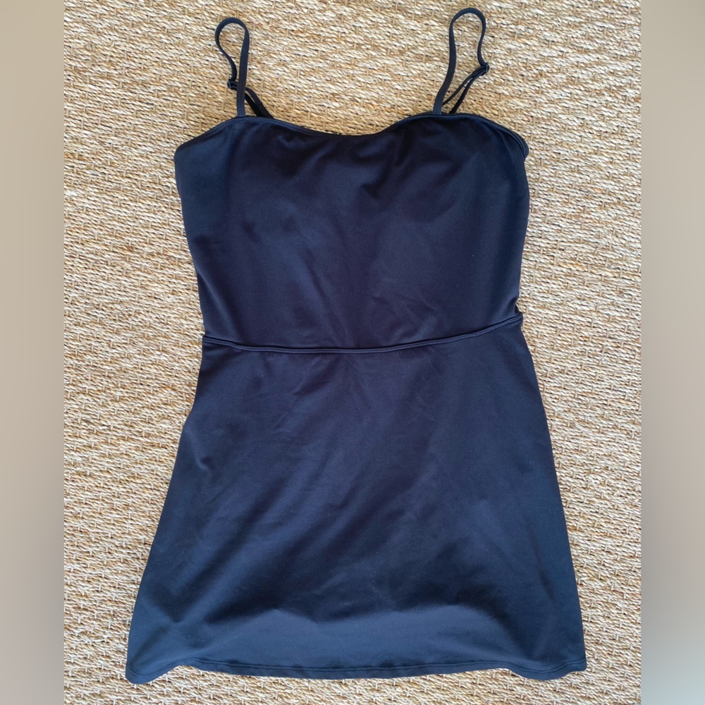 Alo black dress with built in shorts size Large
